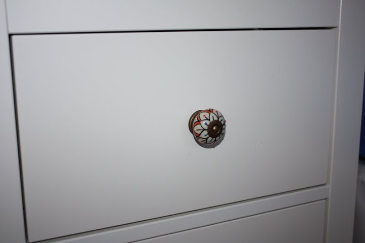 Dresser knobs